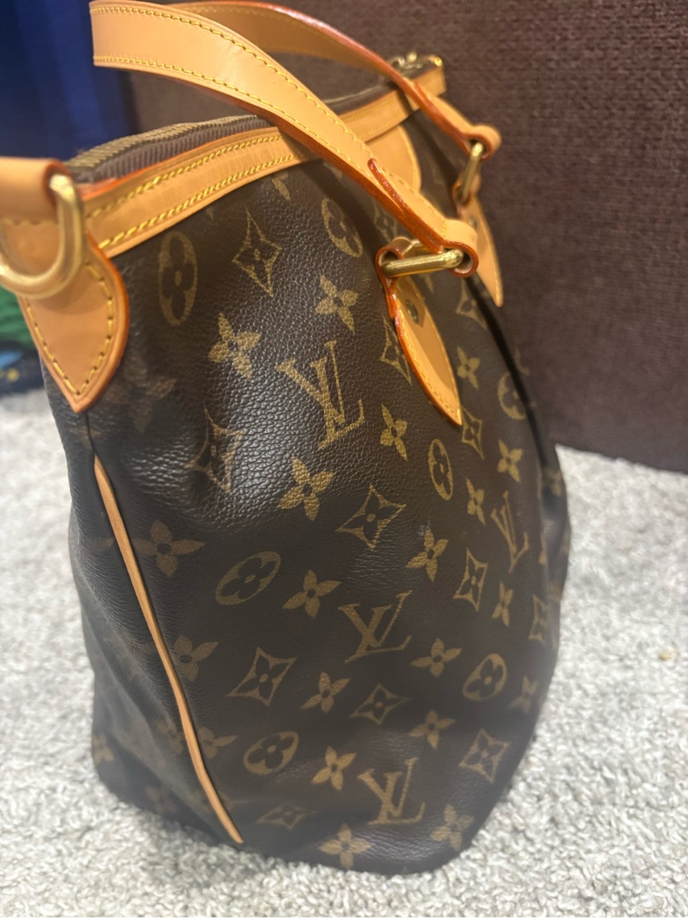 Louis Vuitton - Picture 6 of 16